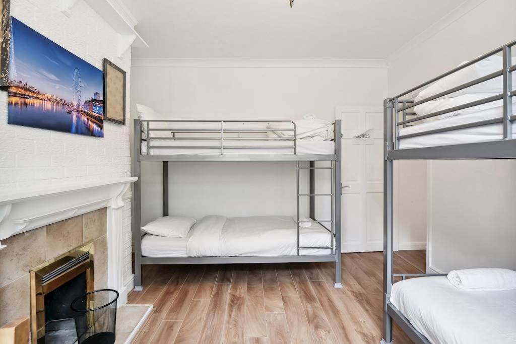 Privatunterkunft Aplacetostay Apartment, Zone 1 Car London