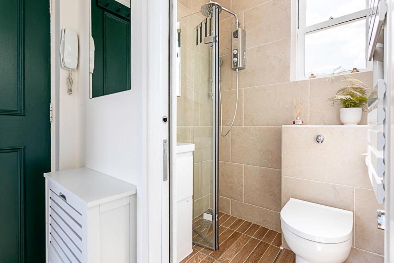 Bridge Cosy Chic Your Perfect 1-bed Retreat London