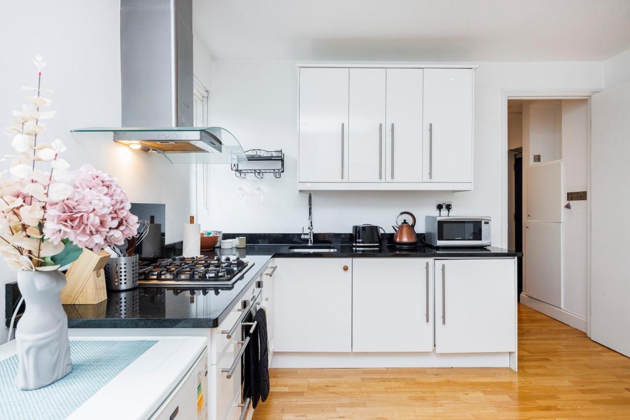 One Bedroom Near Russell Square Apartment London