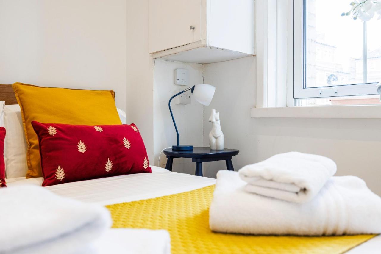 One Bedroom Near Russell Square *