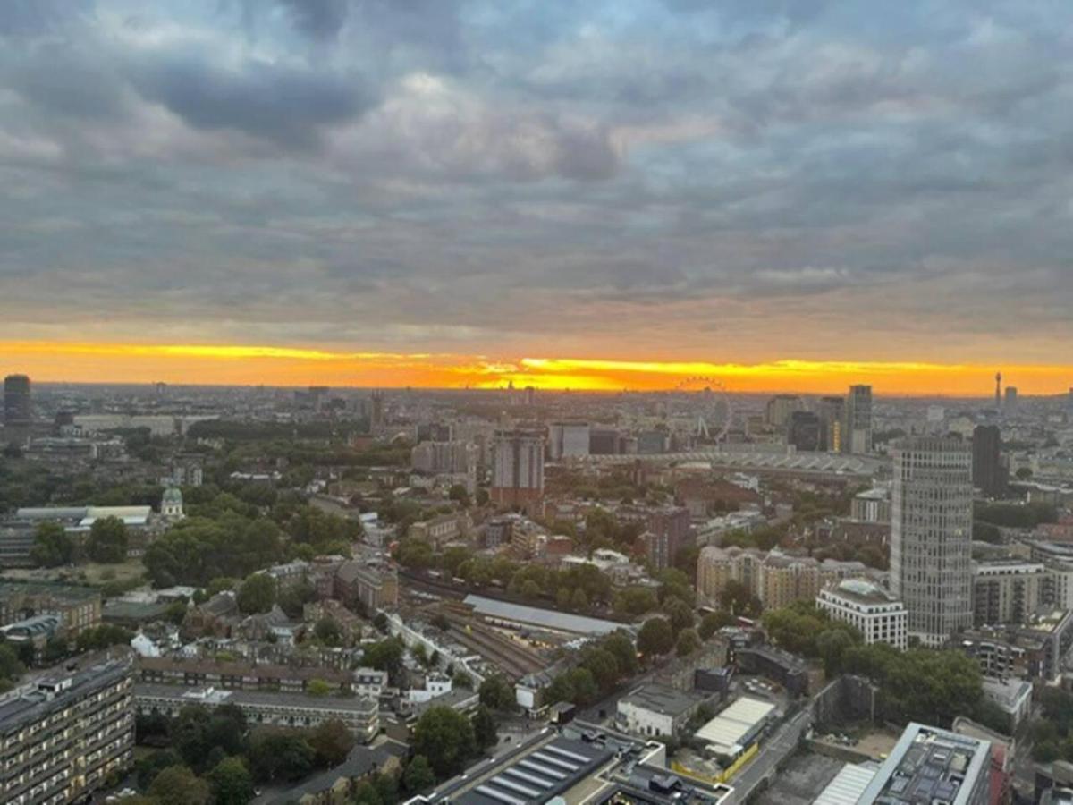 Stunning Penthouse With 360 - Skyline View * London