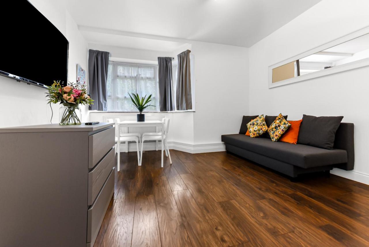 Charming Escape In Appartement Londen