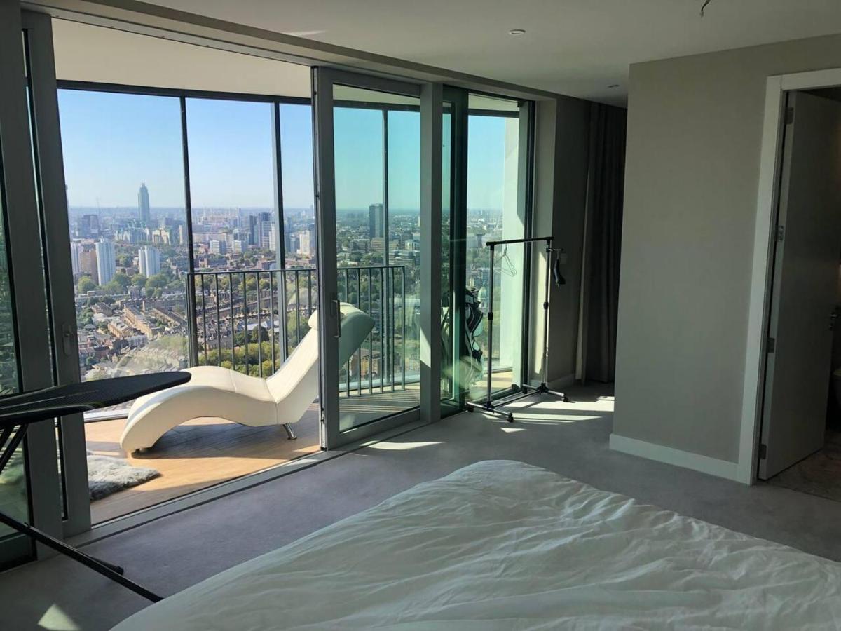 Stunning Penthouse With 360 - Skyline View Apartment