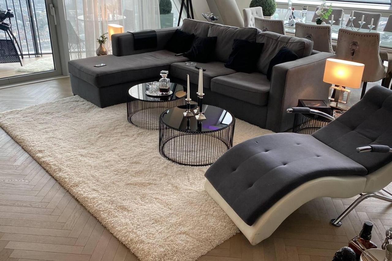 Apartment Stunning Penthouse With 360 - Skyline View