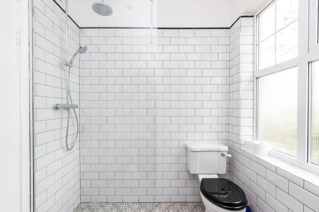 Apartment Modern And Spacious 2 Bed In Brixton *