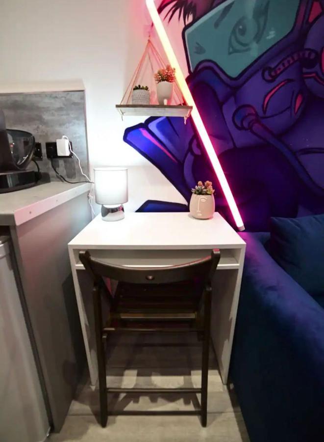 Amazing Studio Lewisham Way/greenwich Apartment London