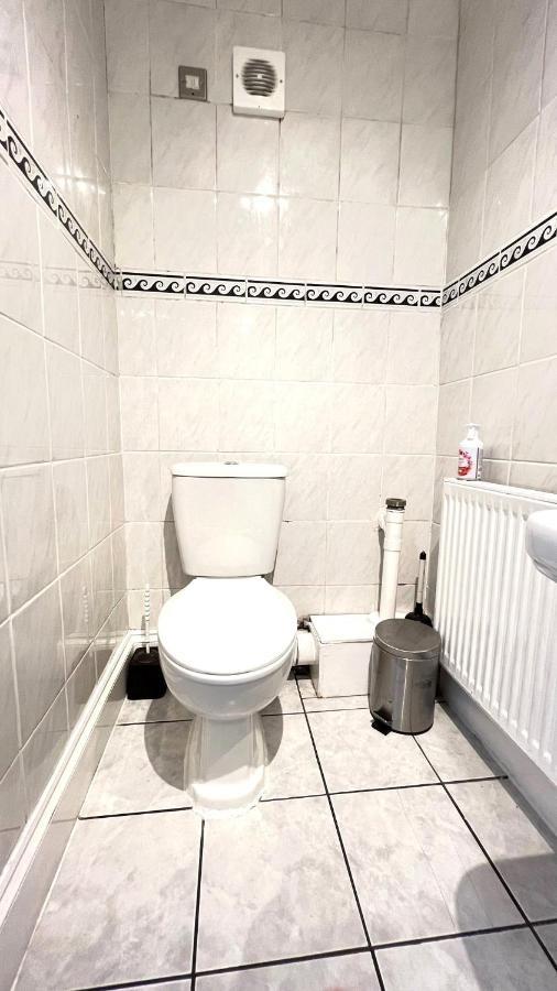 Guest house Aldgate London