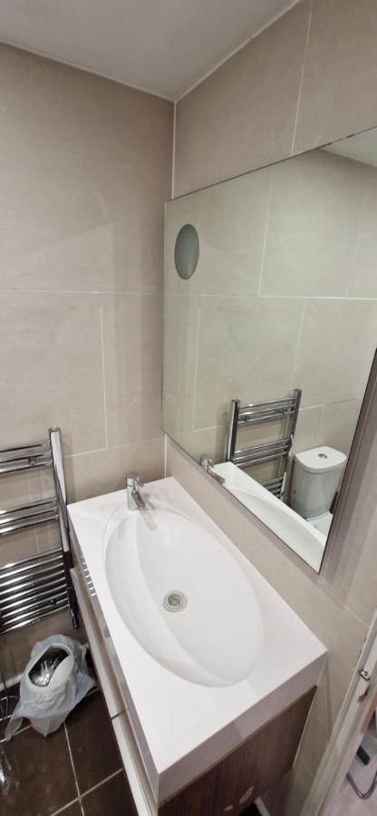 Primrose Hill - Charming, Cosy, 2 Double Bedrooms Leilighet