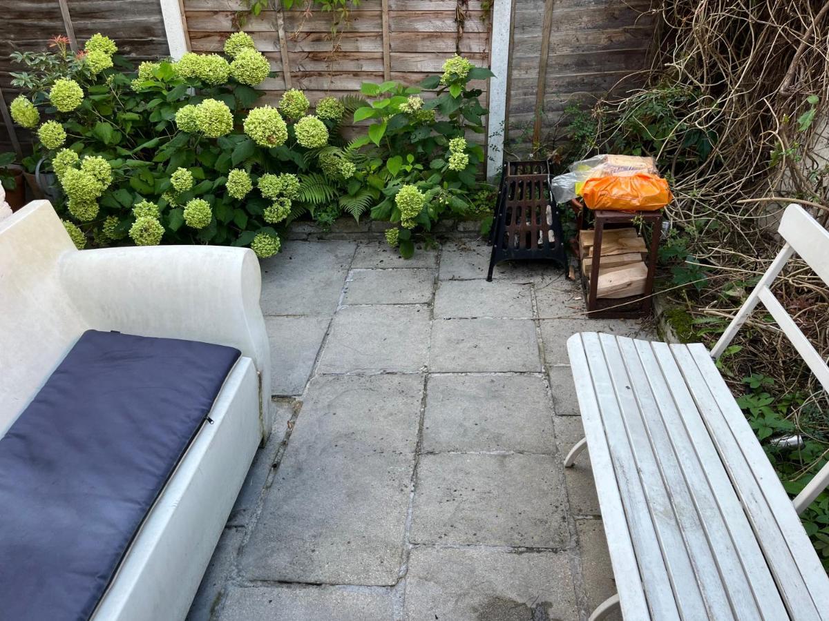 Garden Flat In Quiet Road - 55msq Leilighet London