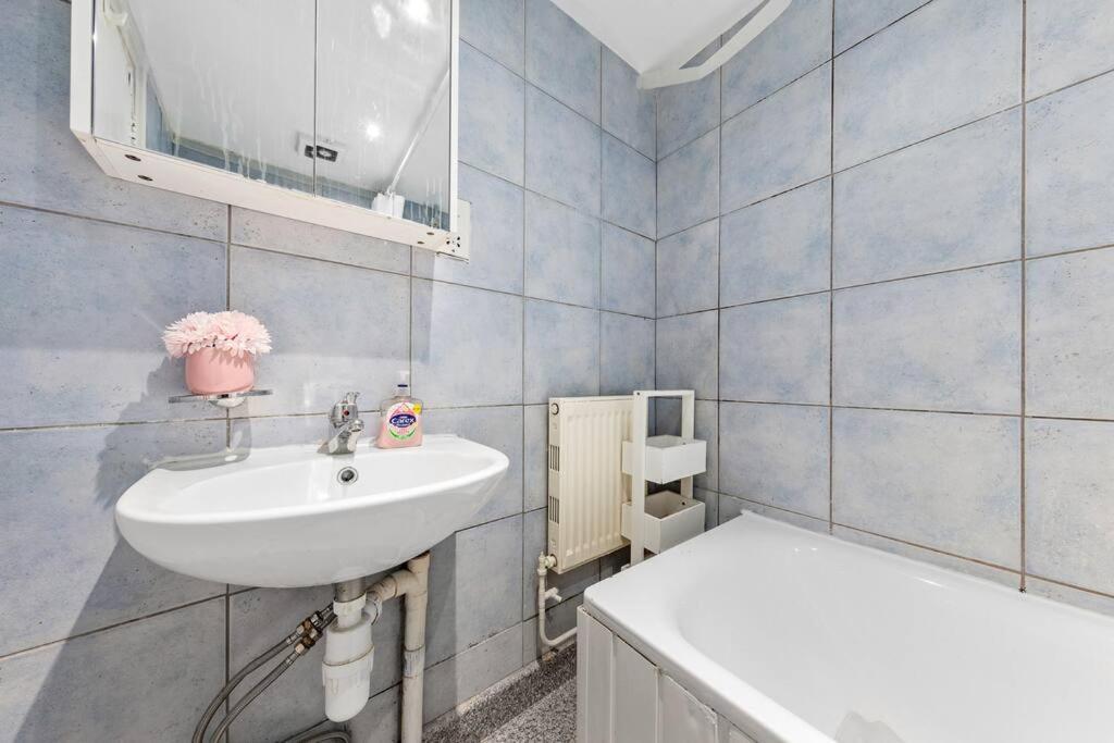 Leilighet 1br Modern Flat On Edgware Rd Ed3 London