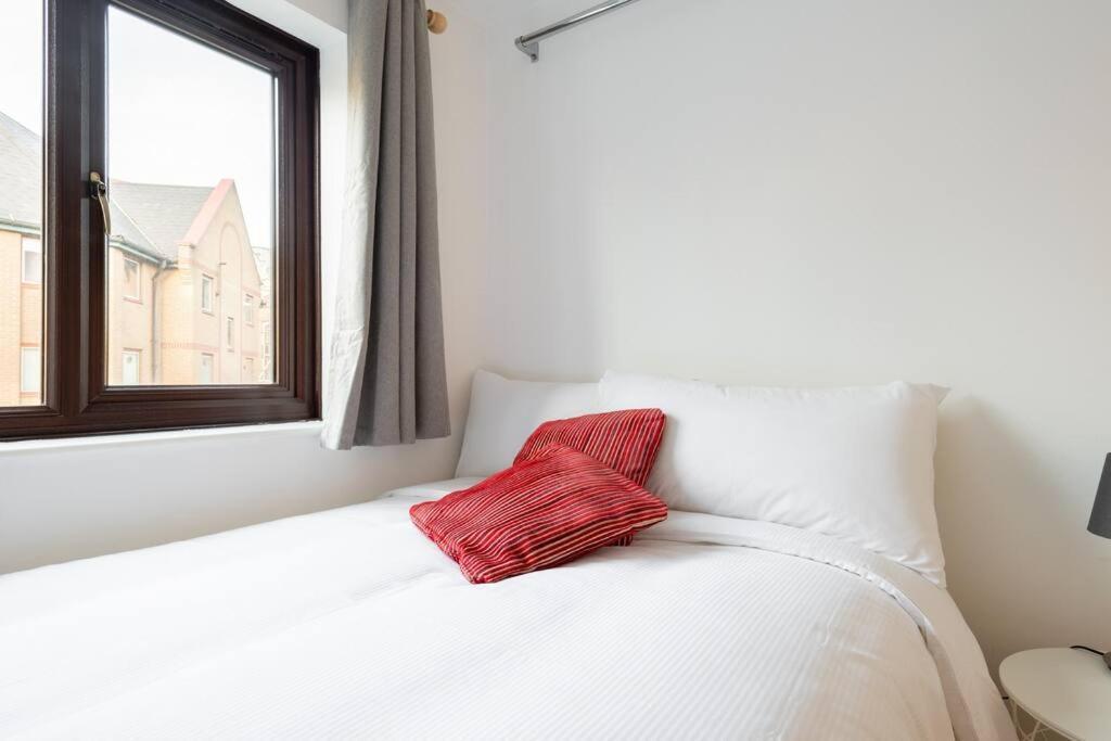Apartamento Wapping - Tobacco Docks - Modern Flat Londres
