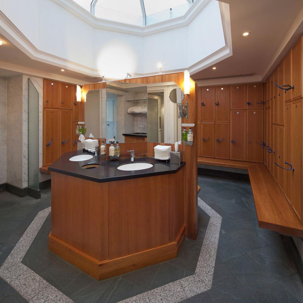 Jumeirah Carlton Tower Hotel 5*
