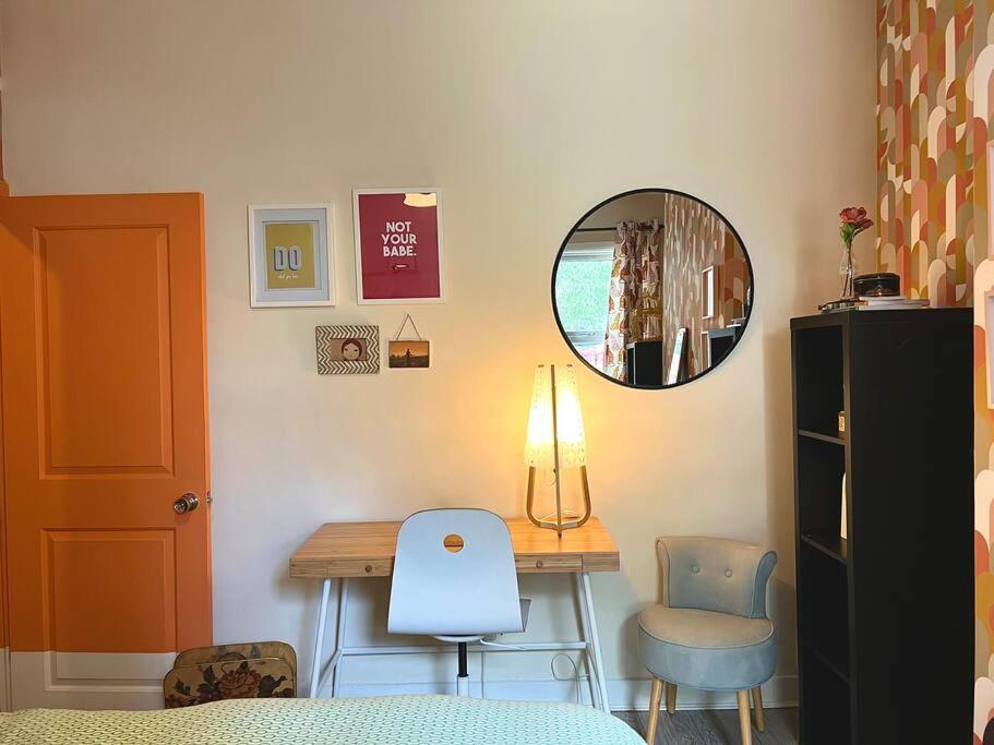 Apartment With Cosy Garden In *