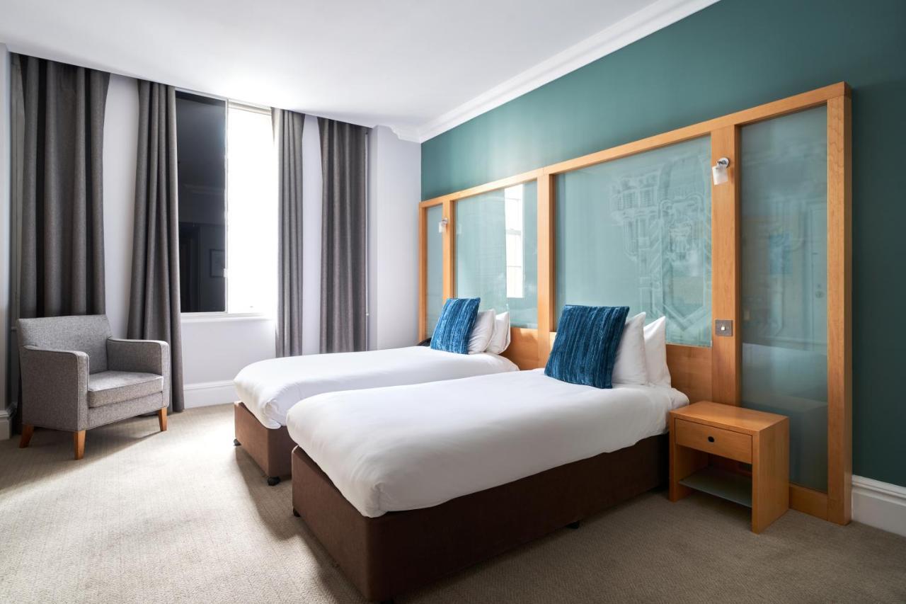 Thistle Park Lane Hotell 4*