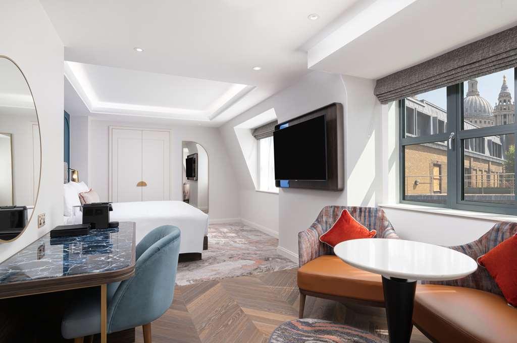 Hotell Lost St Pauls London, Curio Collection By Hilton 4*