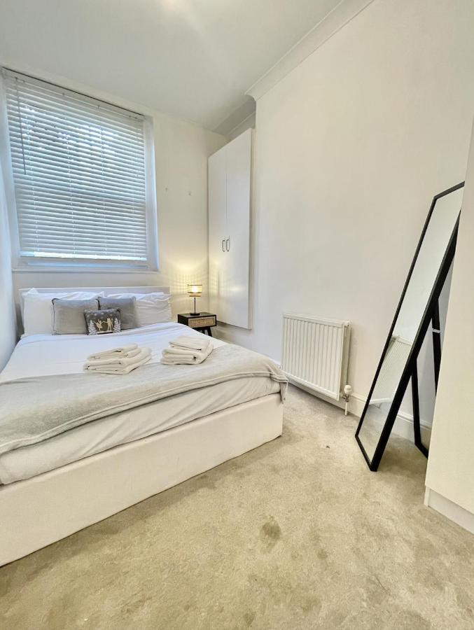 Charming Hyde Park 2bedroom Flat *