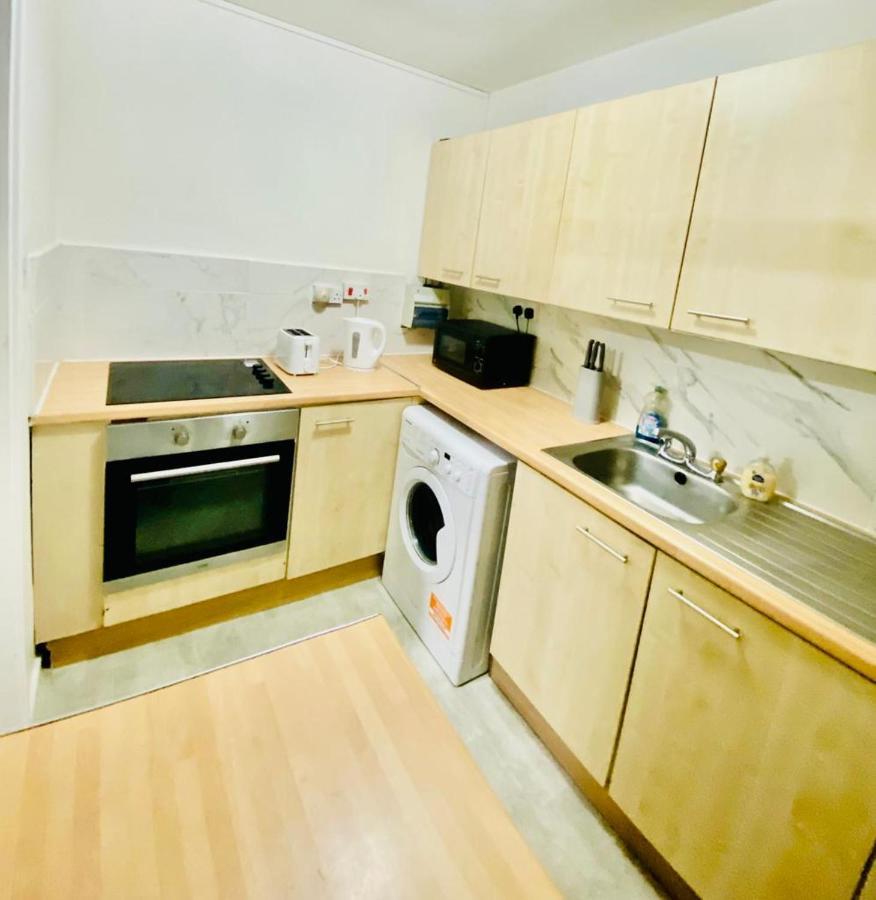 Spacious One Bedroom Edgeware Road Central Londres