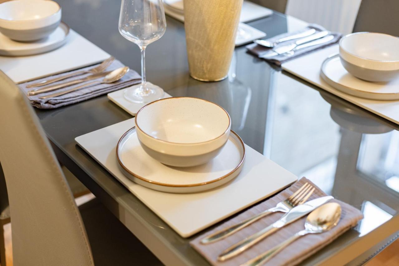 The Waterloo Luxury Collection Apartment