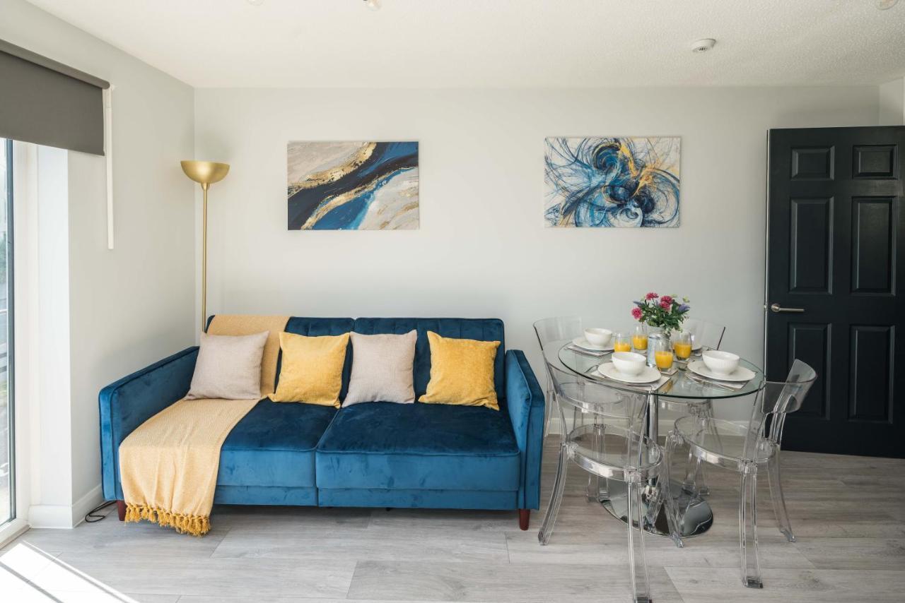 Apartment Smart Living Sophisticated Style - Photo Id Required London