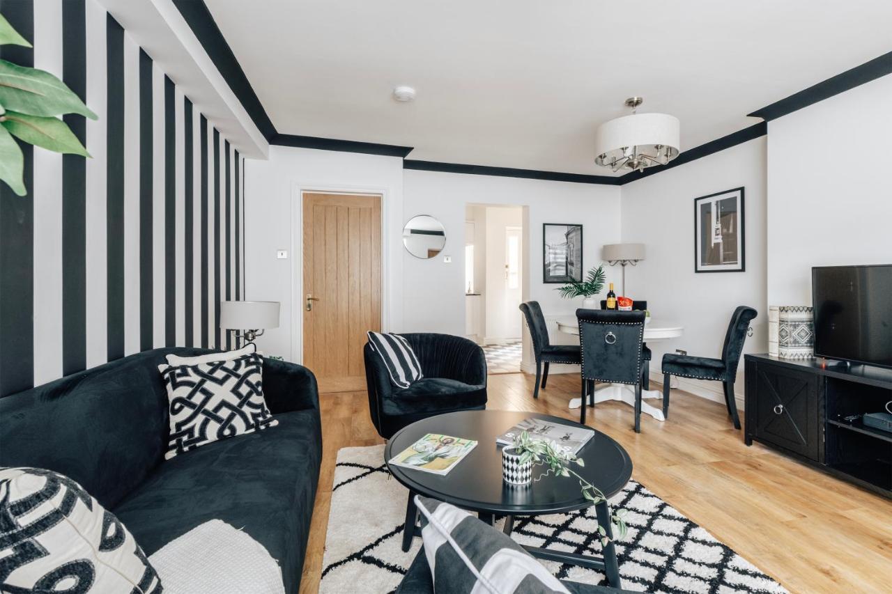 Chic 1 Bed Flat Zone 2 Hampstead Swiss * London