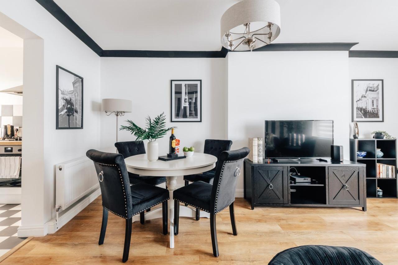 Chic 1 Bed Flat Zone 2 Hampstead Swiss London