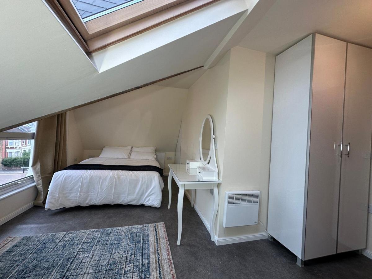 Feriehus North A Spacious 7 Bedroom House Accommodating Up To 18 People Complete With Own Gym And Table Tennis