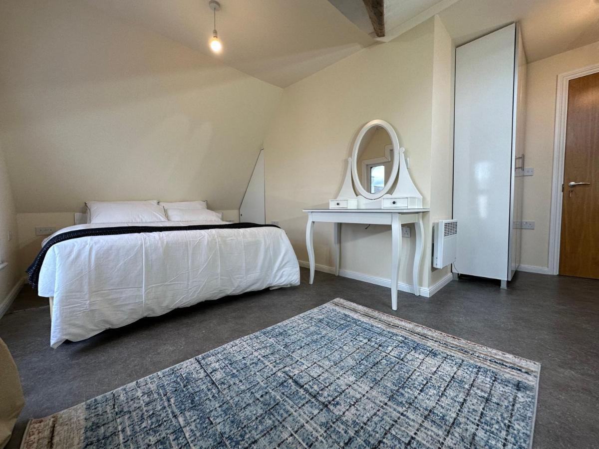Feriehus North A Spacious 7 Bedroom House Accommodating Up To 18 People Complete With Own Gym And Table Tennis *
