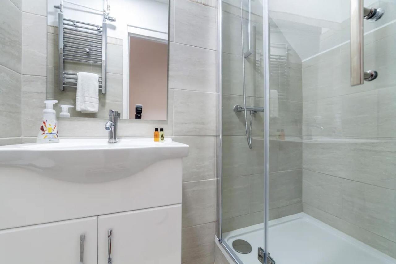 Peaceful Renovated 5bdr House Wgarden Appartement