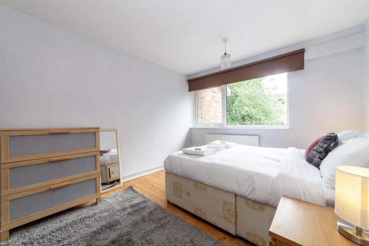 Peaceful Renovated 5bdr House Wgarden Appartement Londen
