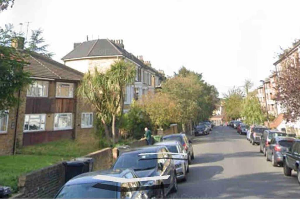 Lovely And Quiet 2 Bedroom Maisonette.free Parking Leilighet *