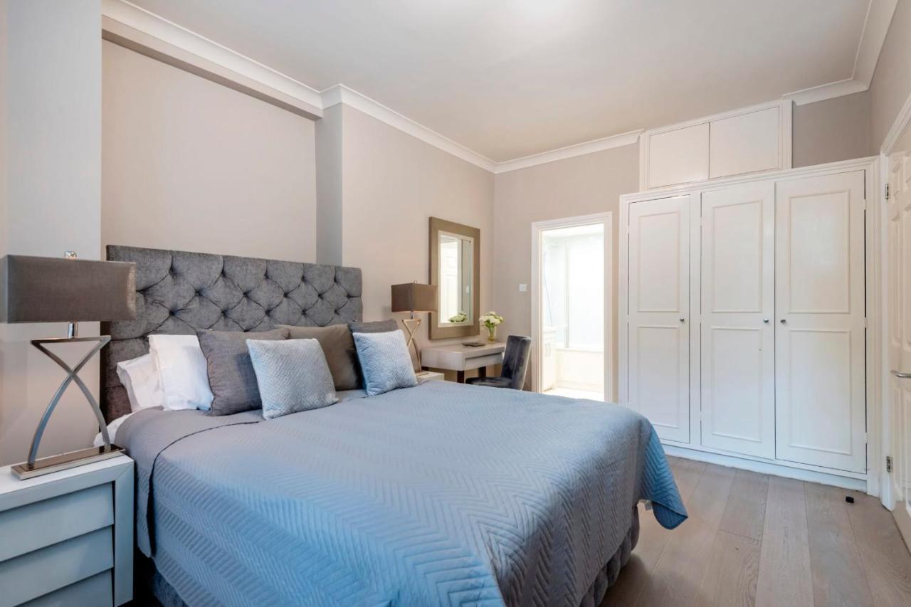 Hampstead Garden Flat-hosted By Sweetstay * London