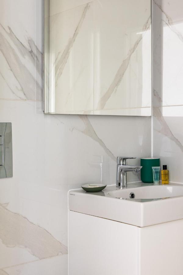 Kensington High Street Apartment London