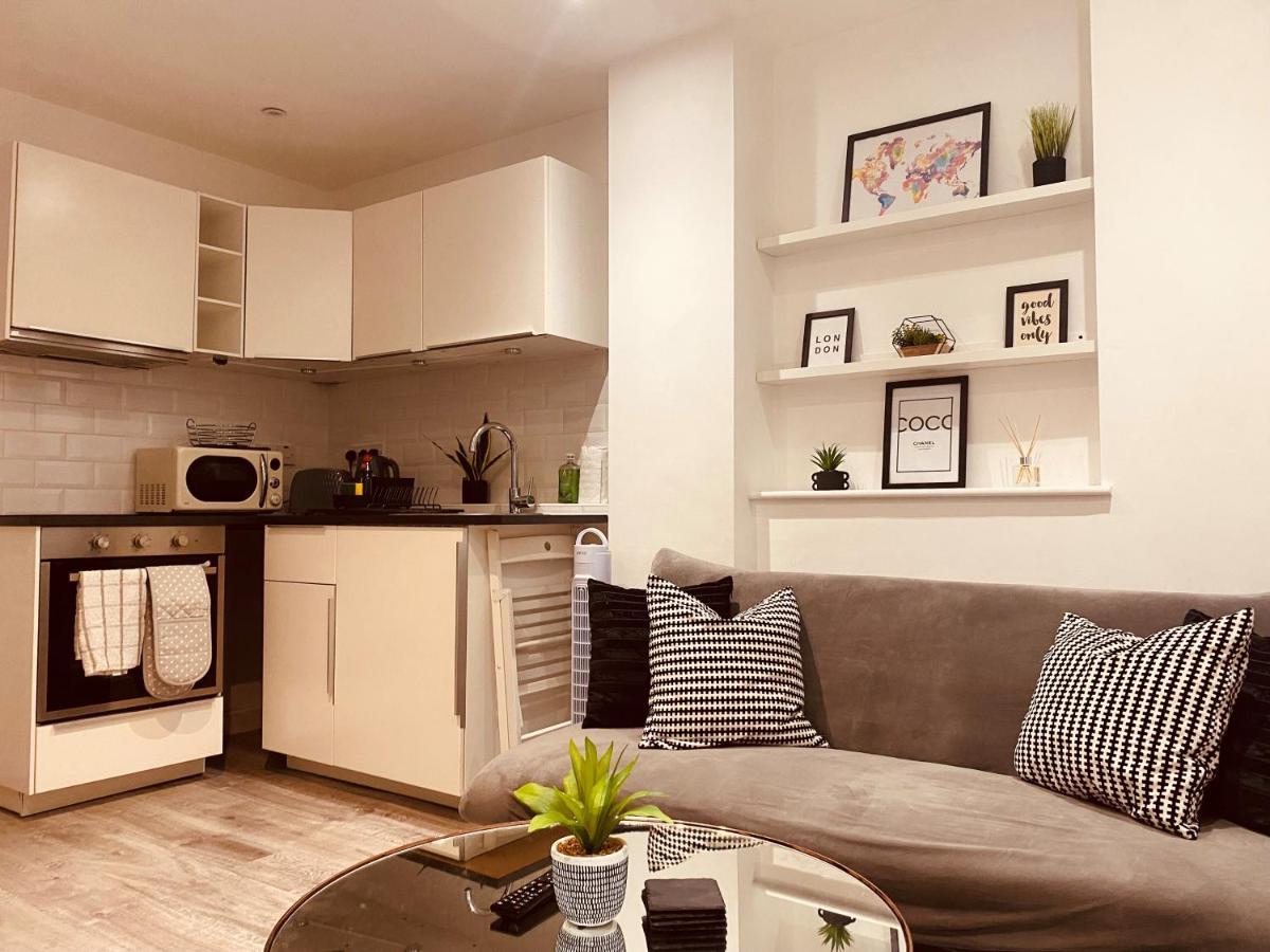 Modern 1 Bed Flat In The Heart Of Hackney * Londen