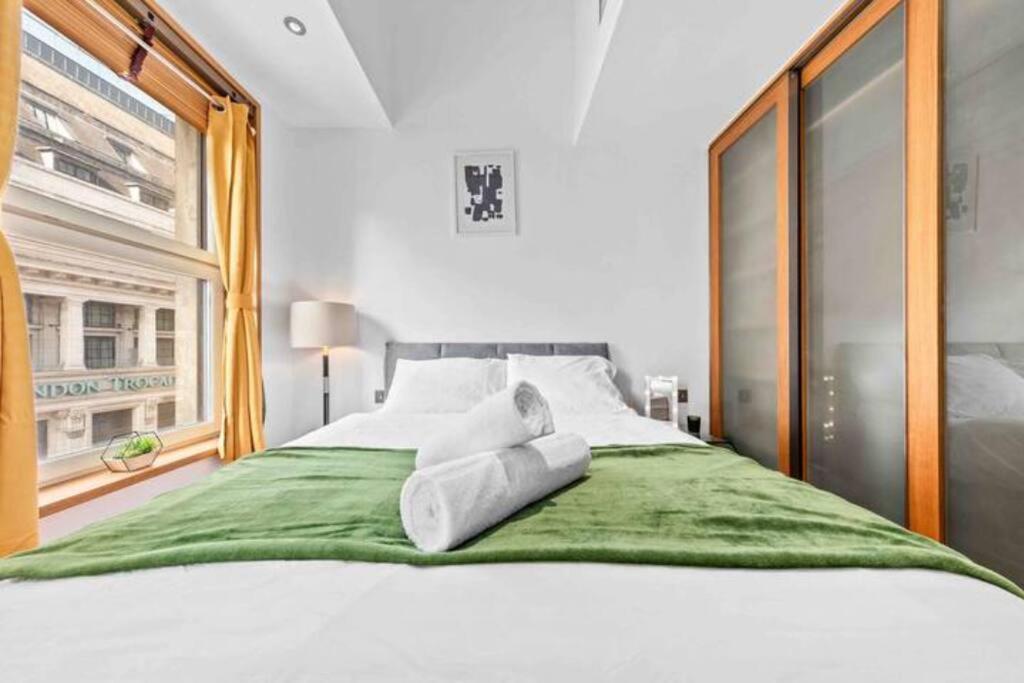 Apartment Luxe Living Near Piccadilly Hy11 *