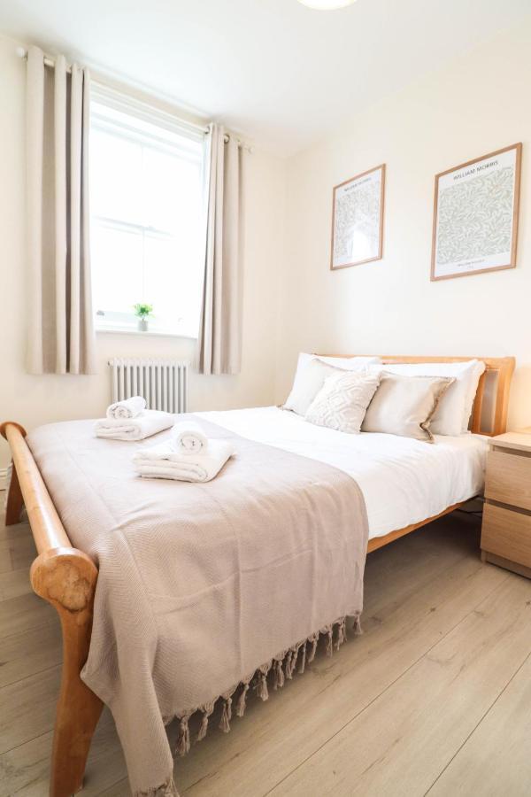 Leilighet Beautiful 2-Bedroom Flat Just Steps From Oval Station *
