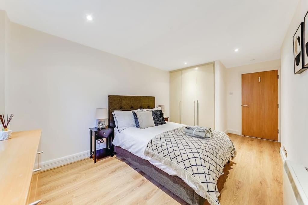 Spacious 1 Bedroom Near Marble Arch * London