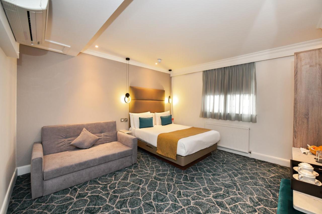 Queens Park Premier Hyde Park Hotel