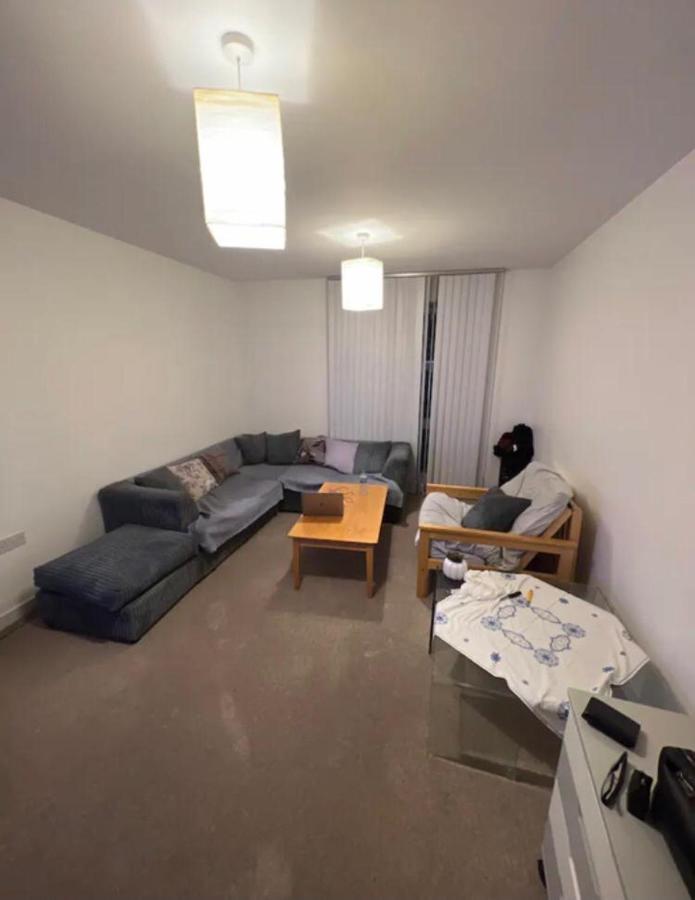 Apartment Buick House *