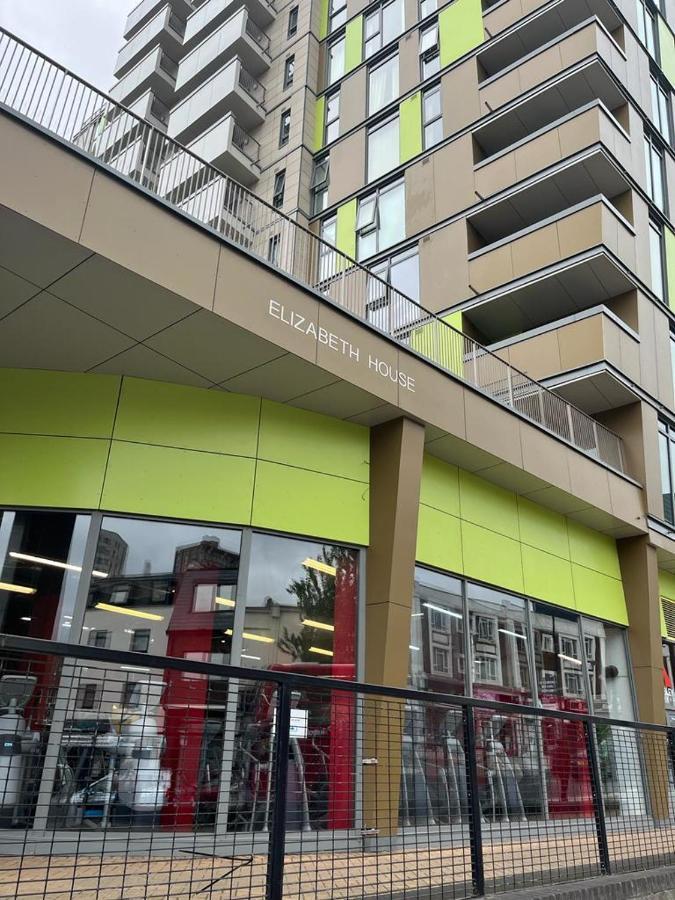 Apartment Wembley Stadium Luxurious London