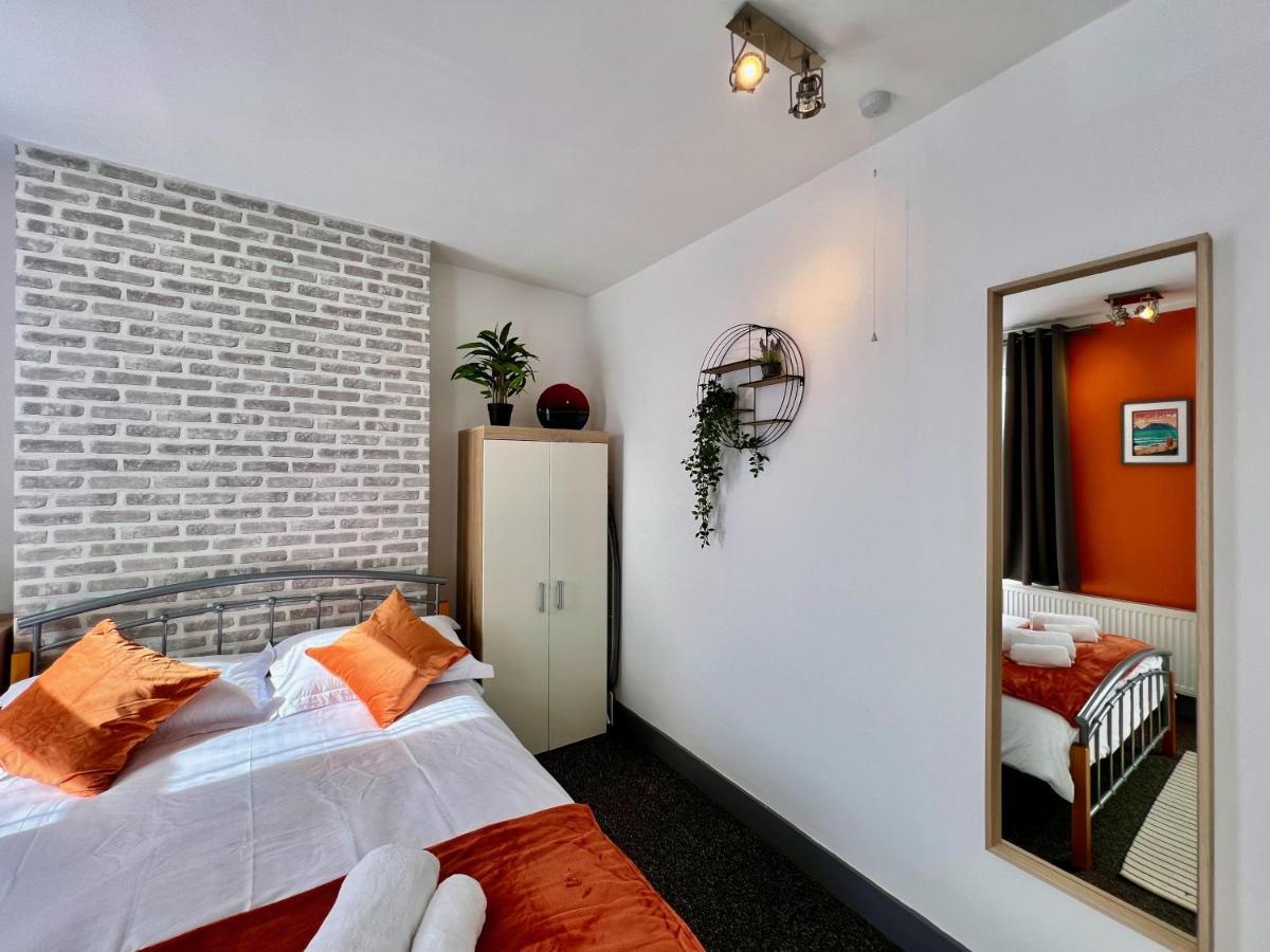 Clarence House 3 Bedrooms 8min To Station E17 North East Ferienhaus *