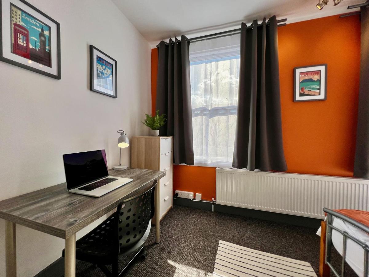 Ferienhaus Clarence House 3 Bedrooms 8min To Station E17 North East