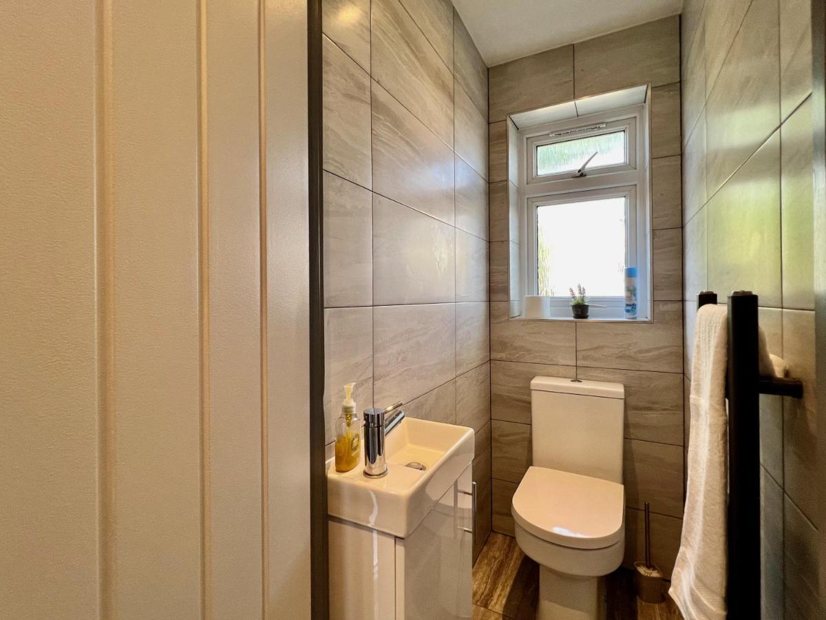Clarence House 3 Bedrooms 8min To Station E17 North East Ferienhaus *