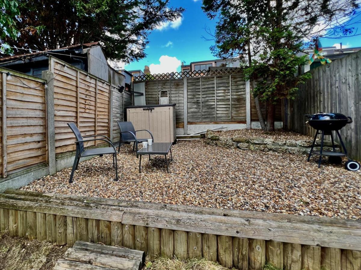 Ferienhaus Clarence House 3 Bedrooms 8min To Station E17 North East
