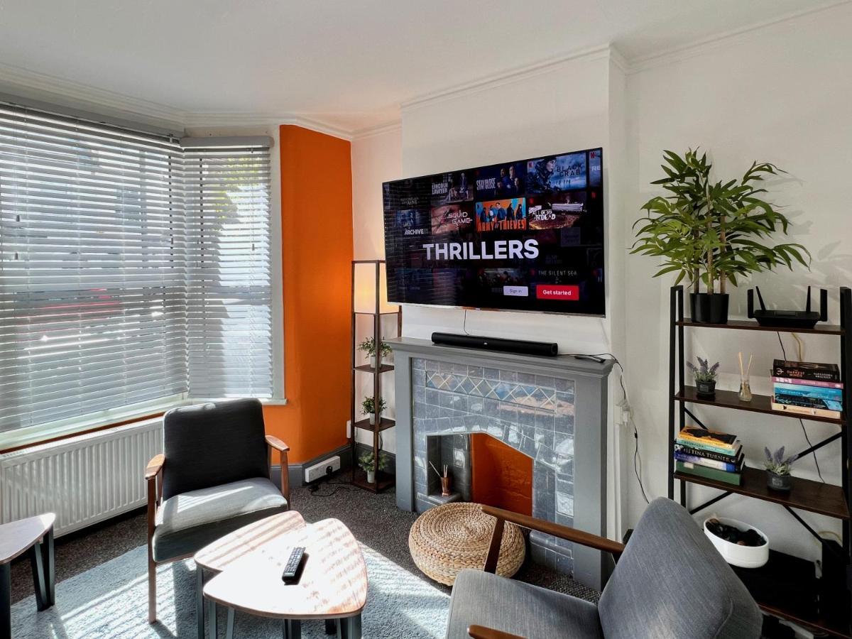 Clarence House 3 Bedrooms 8min To Station E17 North East Ferienhaus *
