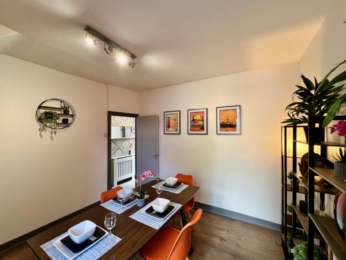 Ferienhaus Clarence House 3 Bedrooms 8min To Station E17 North East London