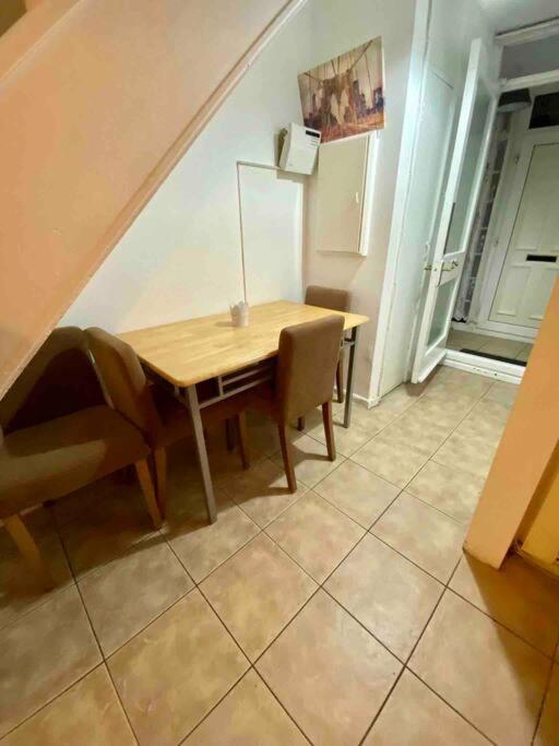 Garden Flat Whitechapel Appartement