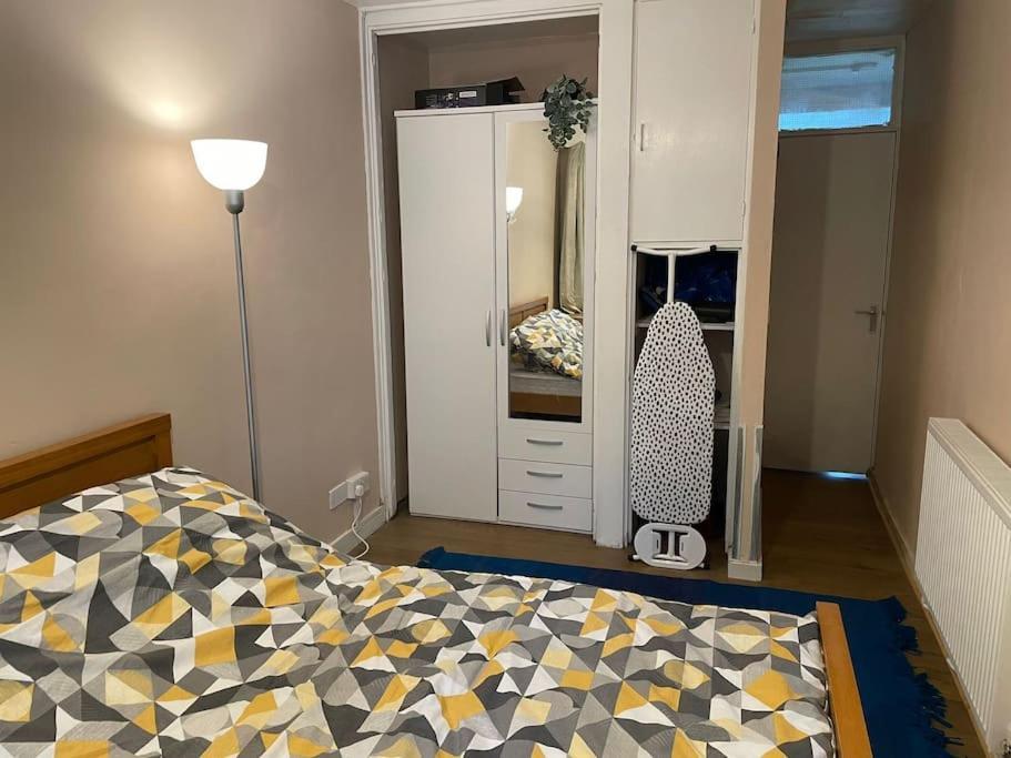 Leilighet Spacious Bedroom Near Tube London
