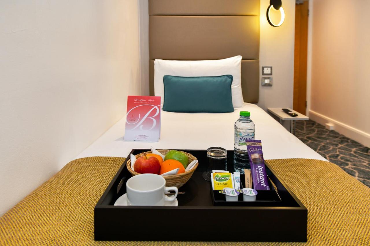 Hotel Queens Park Premier Hyde Park London