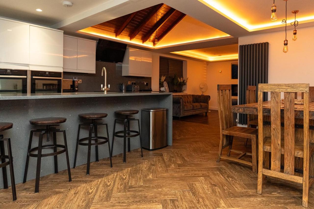 Ferienhaus Bonneville House, Private Jacuzzi And Modern Interior London