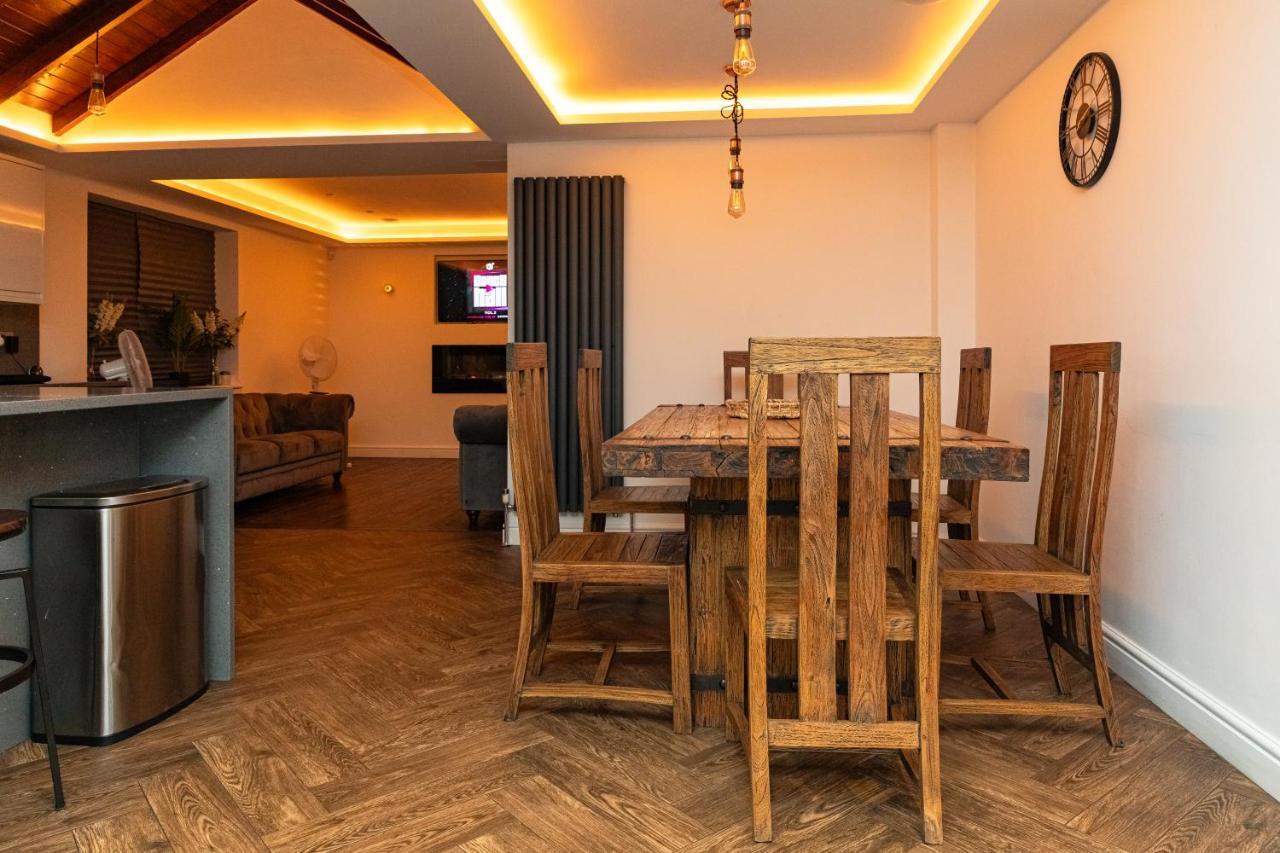 Bonneville House, Private Jacuzzi And Modern Interior Ferienhaus London